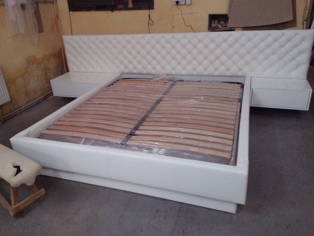 Мягкая кровать Molteni (Молтени) 0
